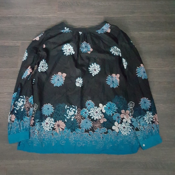 LOFT Blue floral blouse - Picture 5 of 5